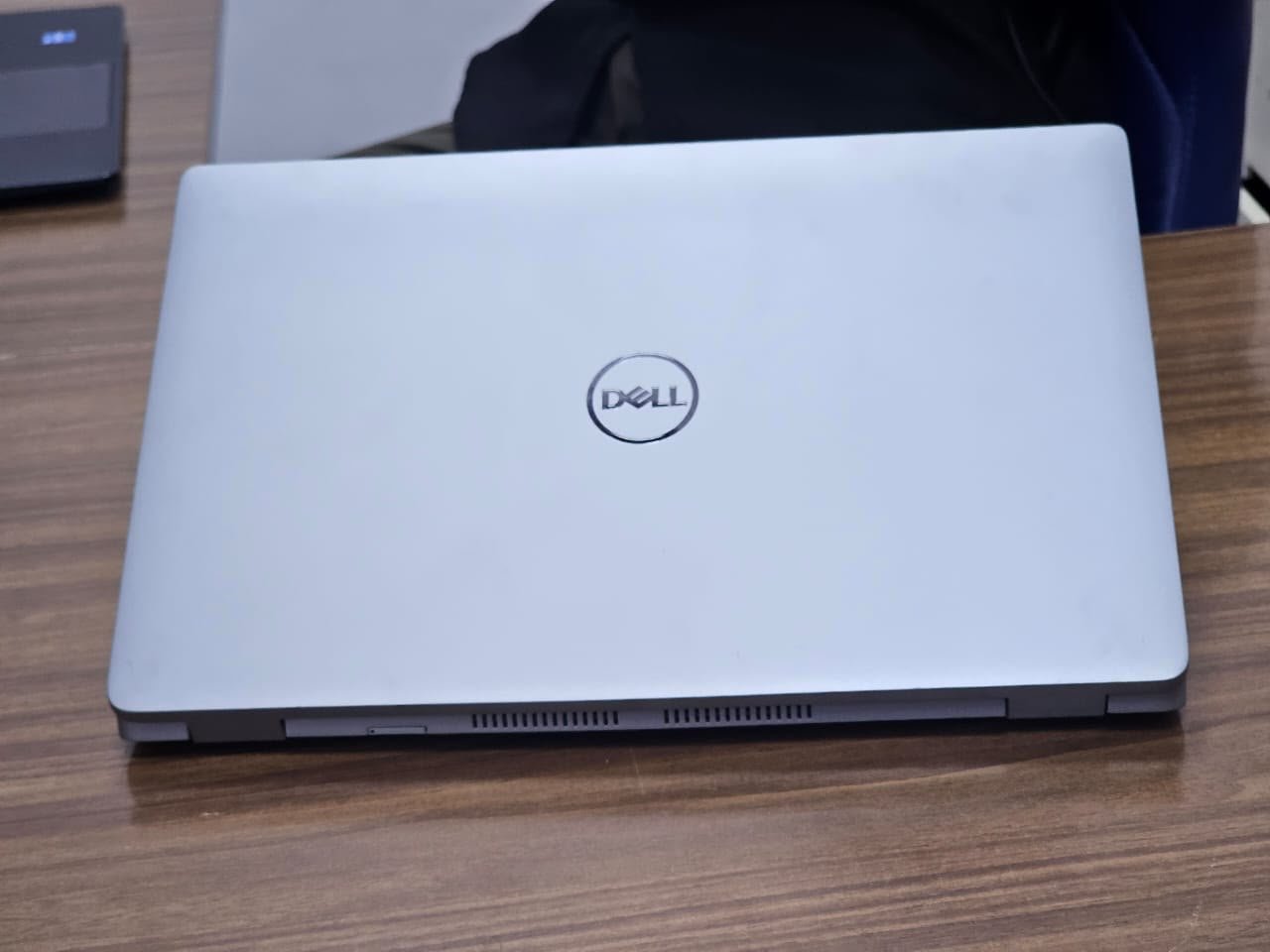 Dell Laptop – Silver
